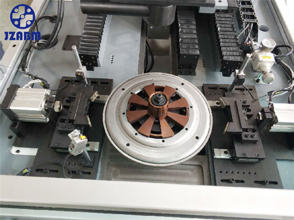 全自動立式鉆孔平衡機